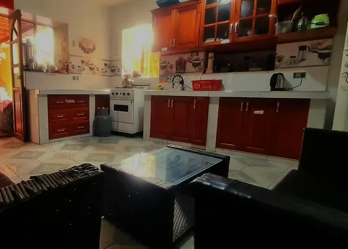 Hostal Kamanti *